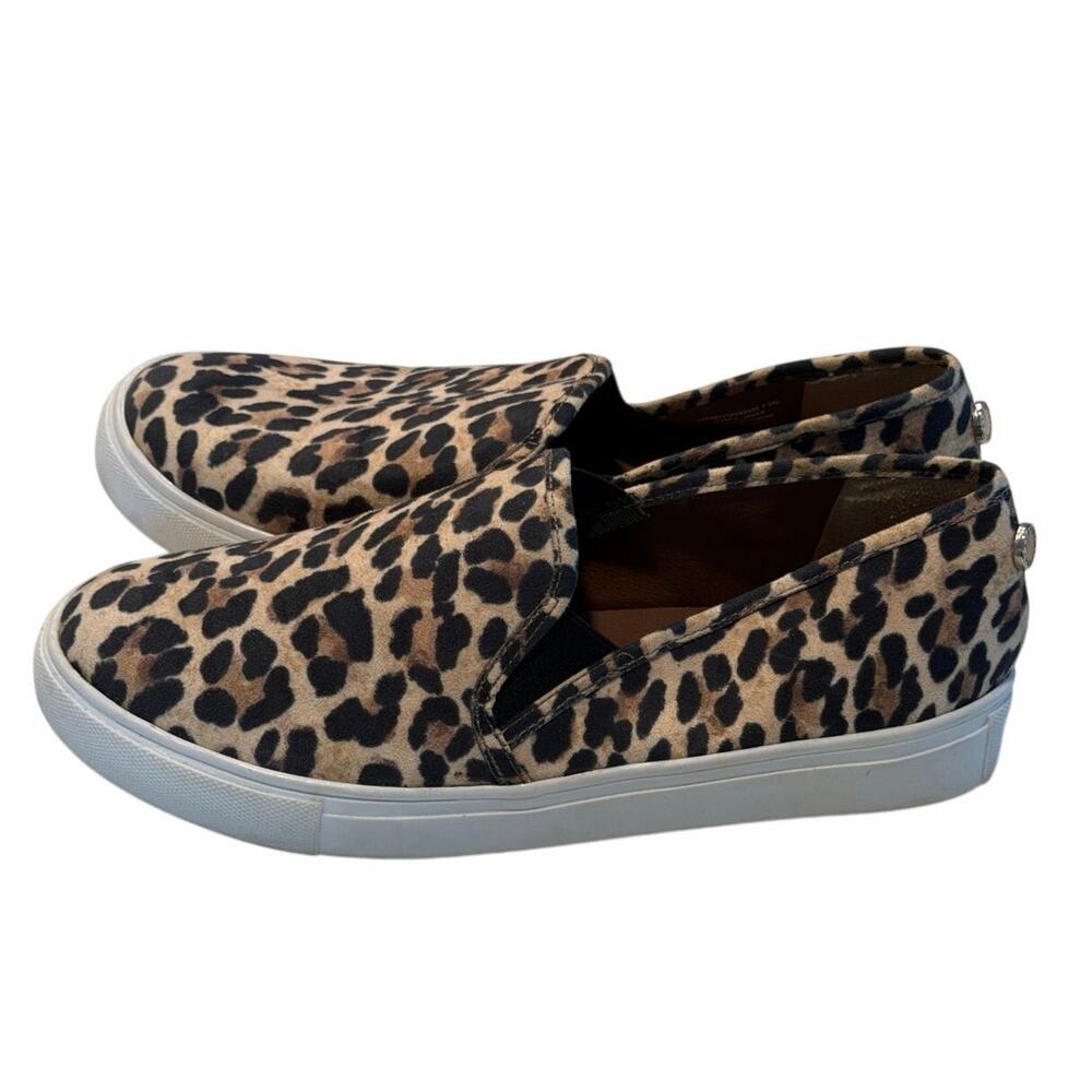 Steve Madden size 7.5 women’s cheetah print slip on sneakers
